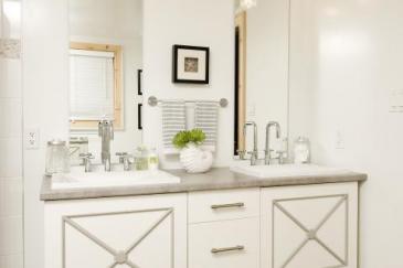 Double vanity bathroom remodeling in Key Largo, FL