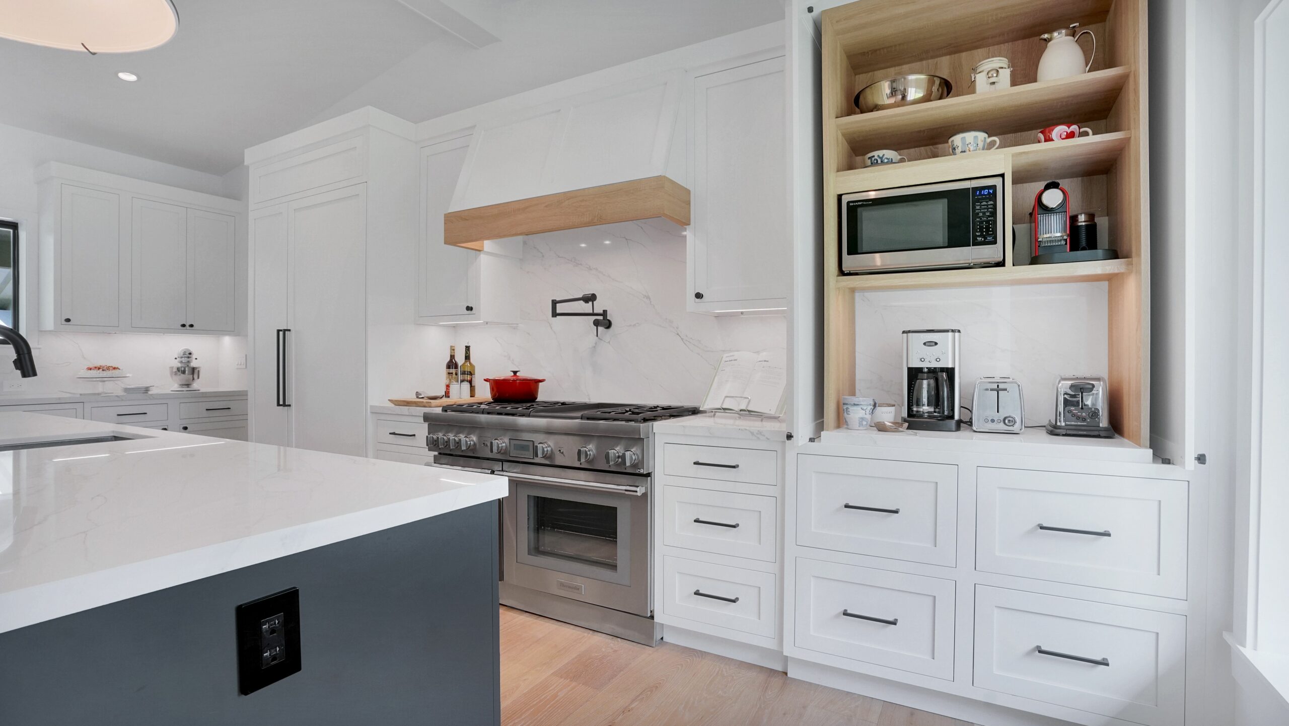 Kitchen Remodeling in Miami Beach, Miami, South Miami, Key Largo, Coral Gables and Palmetto Bay