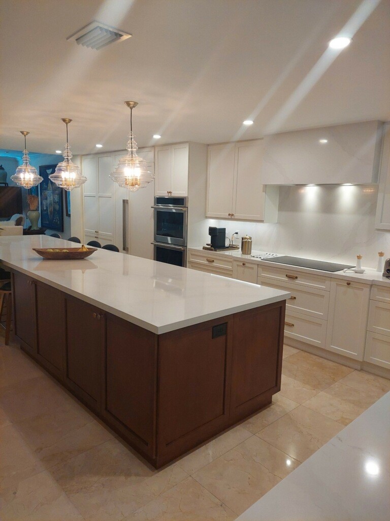 Kitchen Cabinets on Kitchen Wall and Island in Pinecrest, Palmetto Bay, Coral Gables, Ocean Reef, Key Largo, and Miami