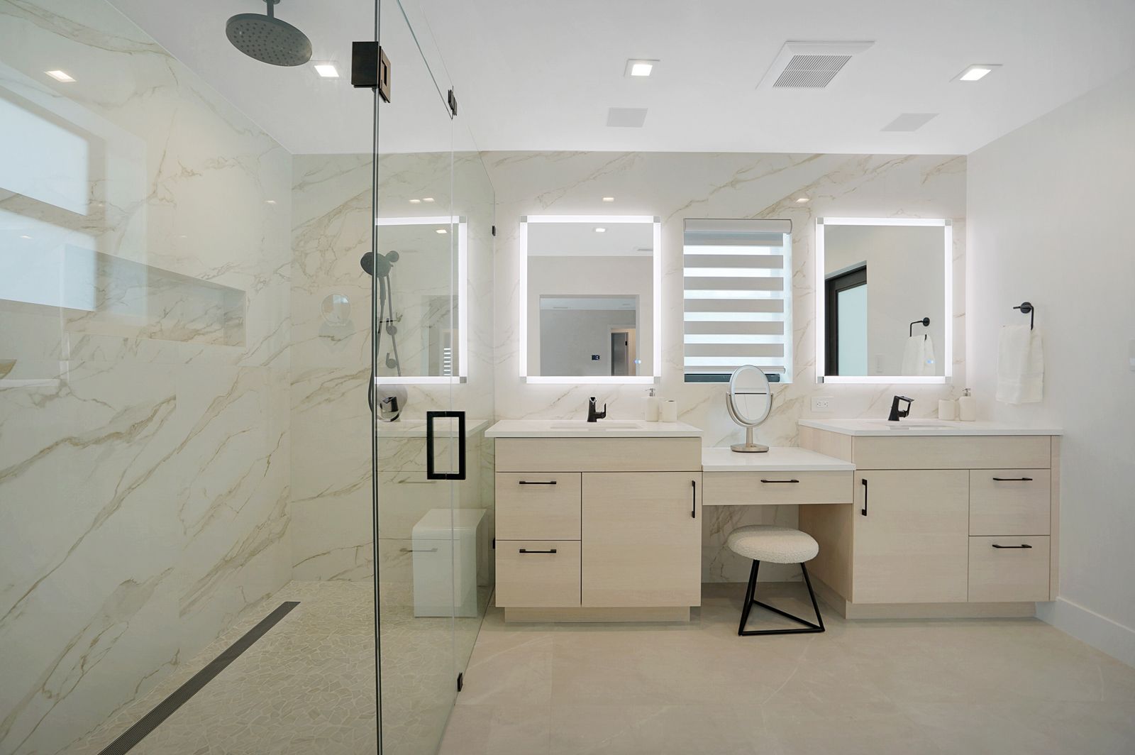 Bathroom Cabinets in Pinecrest, Palmetto Bay, Coral Gables, Ocean Reef, Miami Beach, Miami