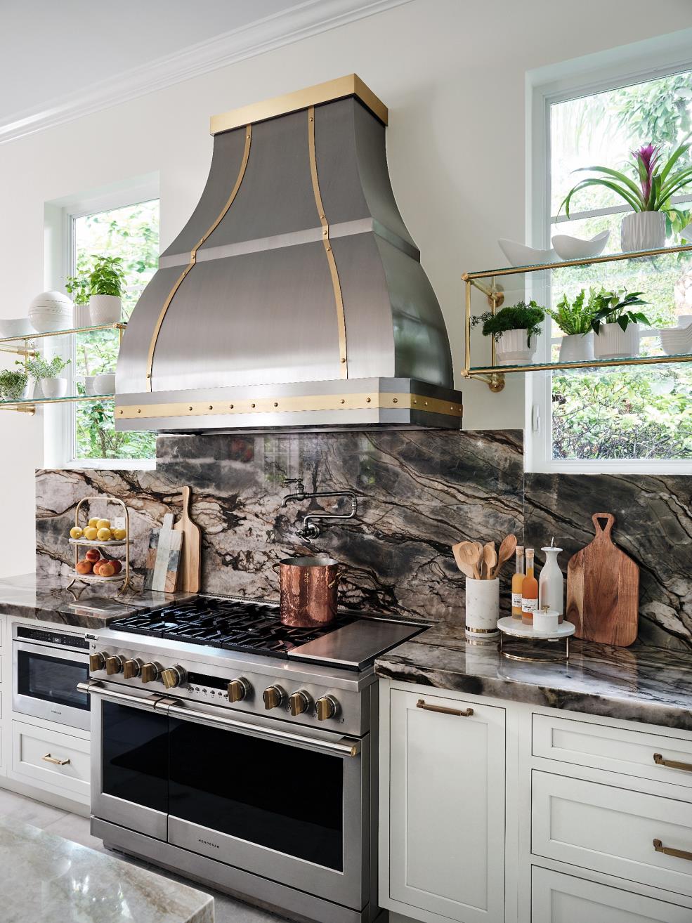 Kitchen Windows Near Range Hood in Pinecrest, Palmetto Bay, Coral Gables, Ocean Reef, Key Largo, and Miami